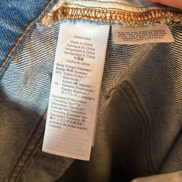 Madewell Baggy Tapered Jeans in light wash - Picture 9 of 9